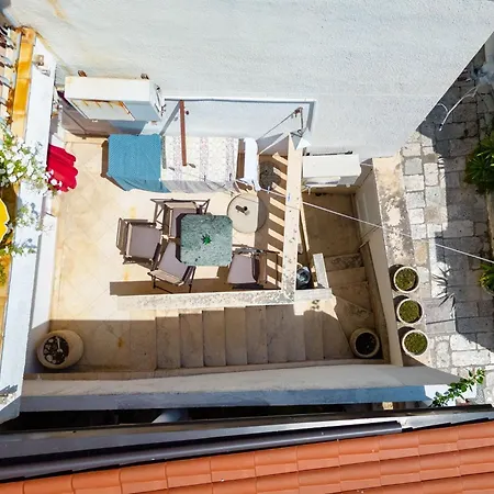 Casa Radha Bella - Two Bedroom Сasa de vacaciones *