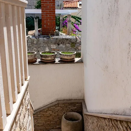 Casa Radha Bella - Two Bedroom Vakantiehuis