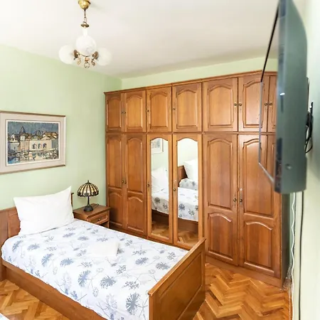 Casa Radha Bella - Two Bedroom 度假居