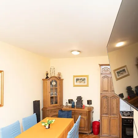 Casa Radha Bella - Two Bedroom *