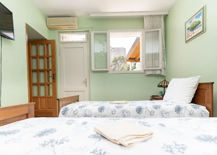 Casa Radha Bella - Two Bedroom *