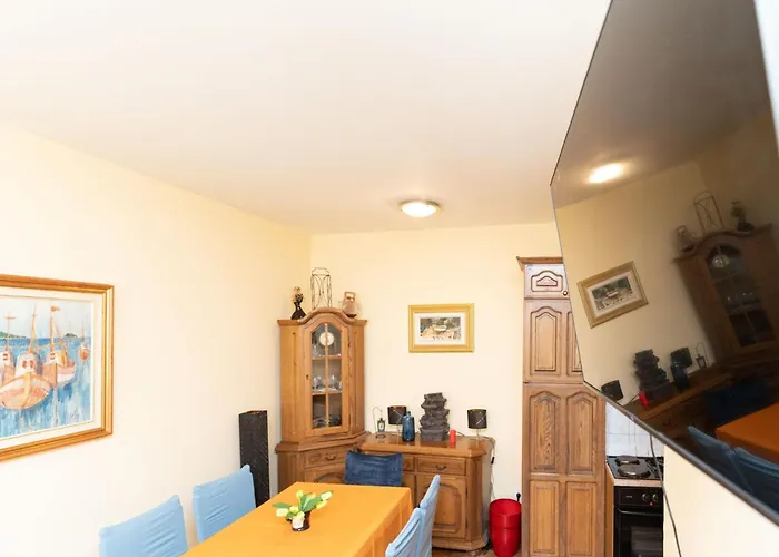 Casa Radha Bella - Two Bedroom *