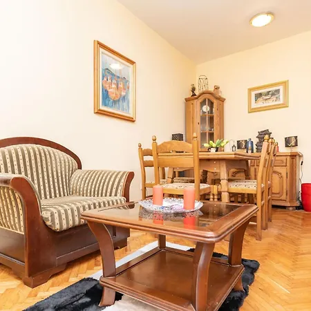 Vakantiehuis Casa Radha Bella - Two Bedroom *