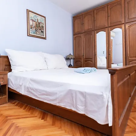 Casa Radha Bella - Two Bedroom Feriehus *