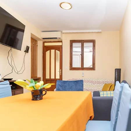 Casa Radha Bella - Two Bedroom * Ragusa